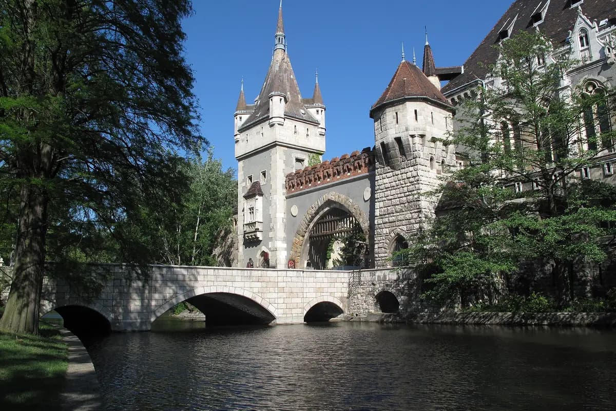Vajdahunyad Castle — wedding venue in Budapest, Hungary