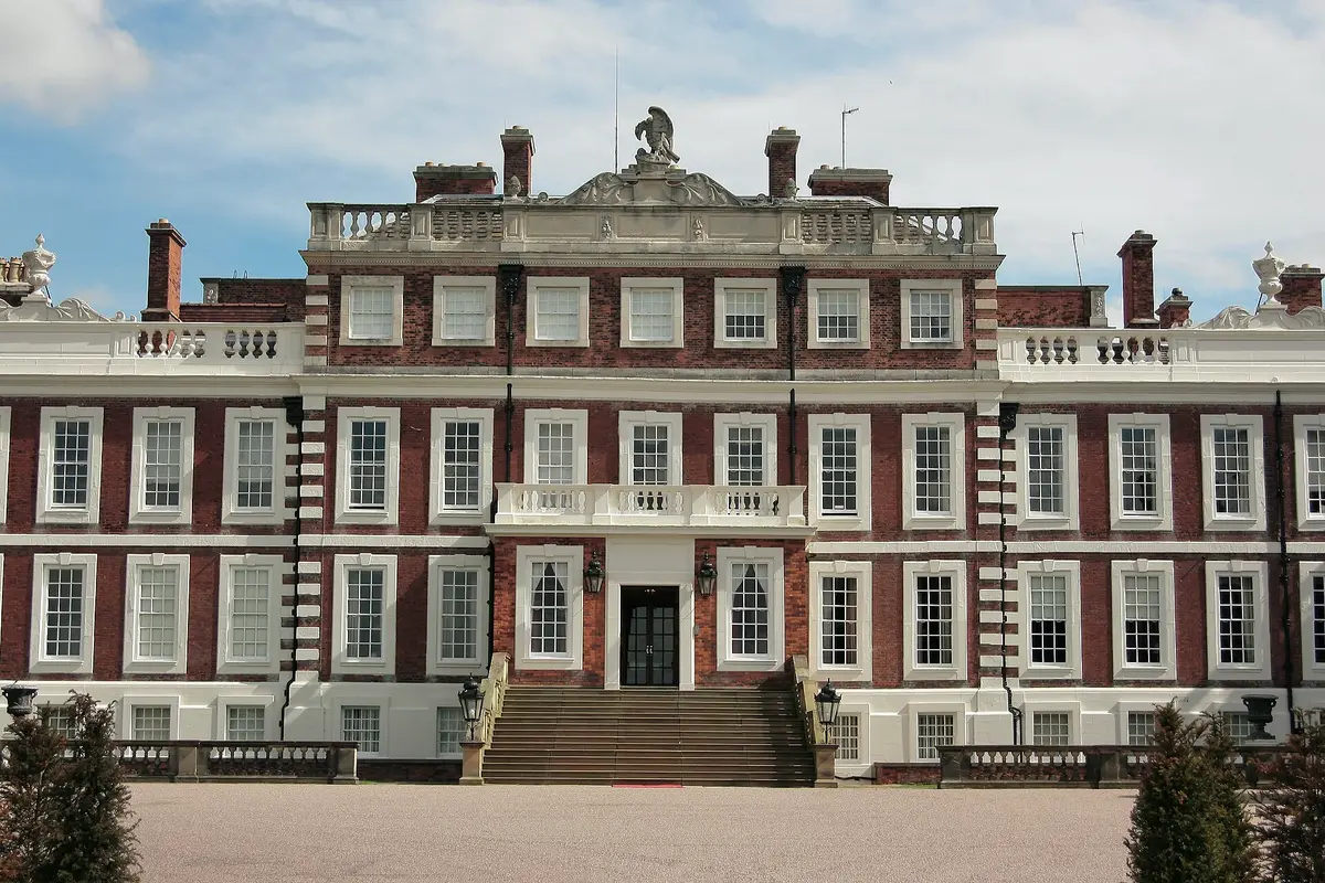 Knowsley Hall — wedding venue in Liverpool, England