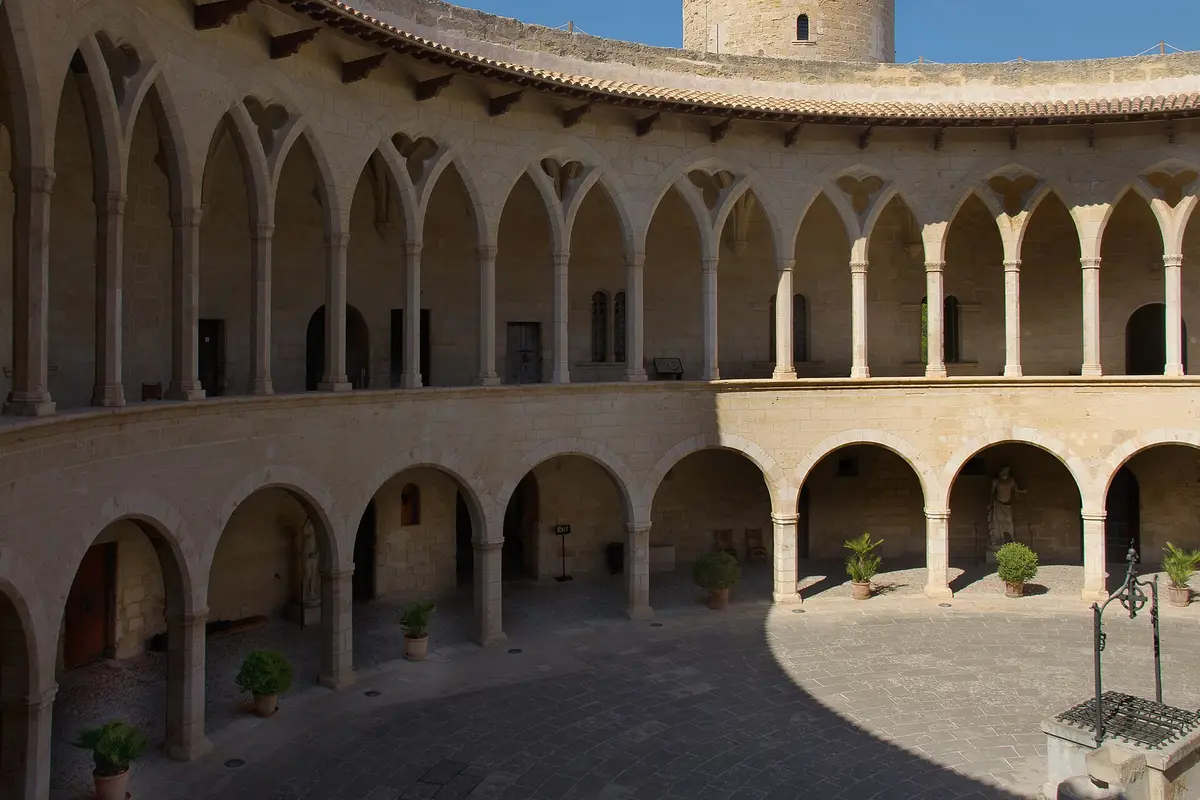 Castell de Bellver — wedding venue in Mallorca, Balearic Islands