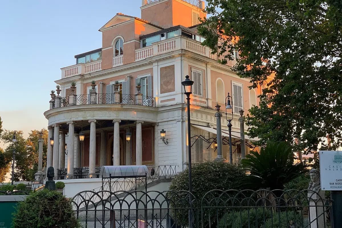 Casina Valadier — wedding venue in Rome, Italy